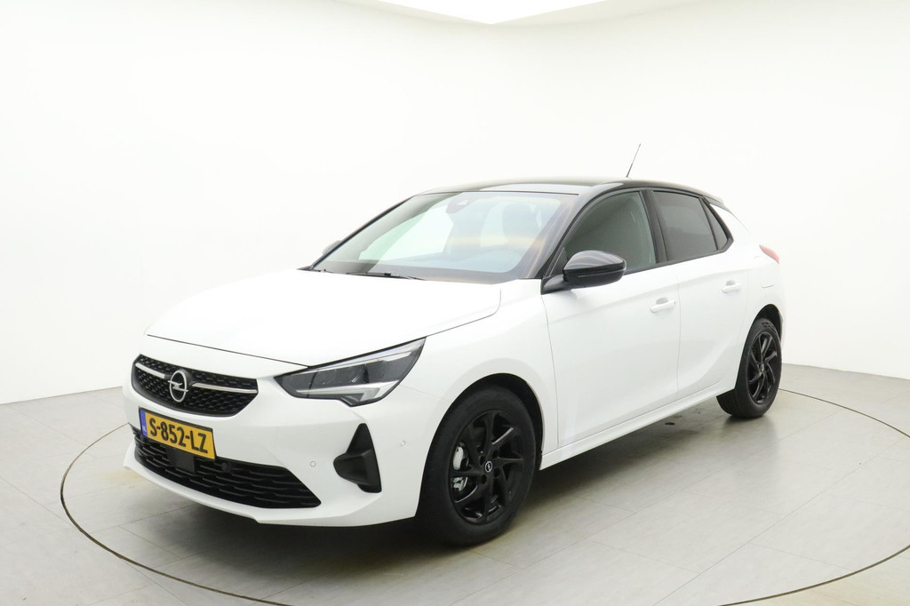 Primary Image opel and corsa