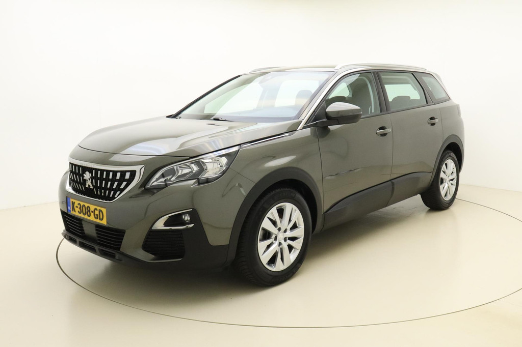 Primary Image peugeot and 5008