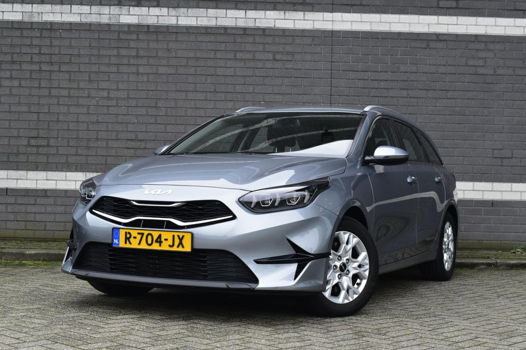 Primary Image kia and ceed-sportswagon