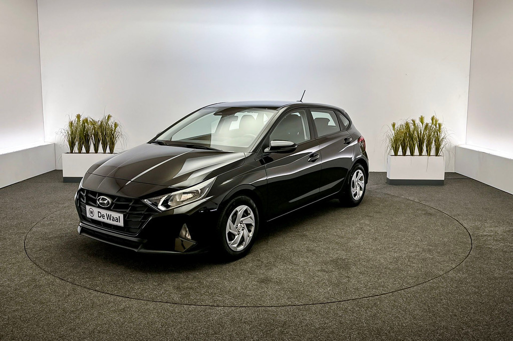 Primary Image hyundai and i20